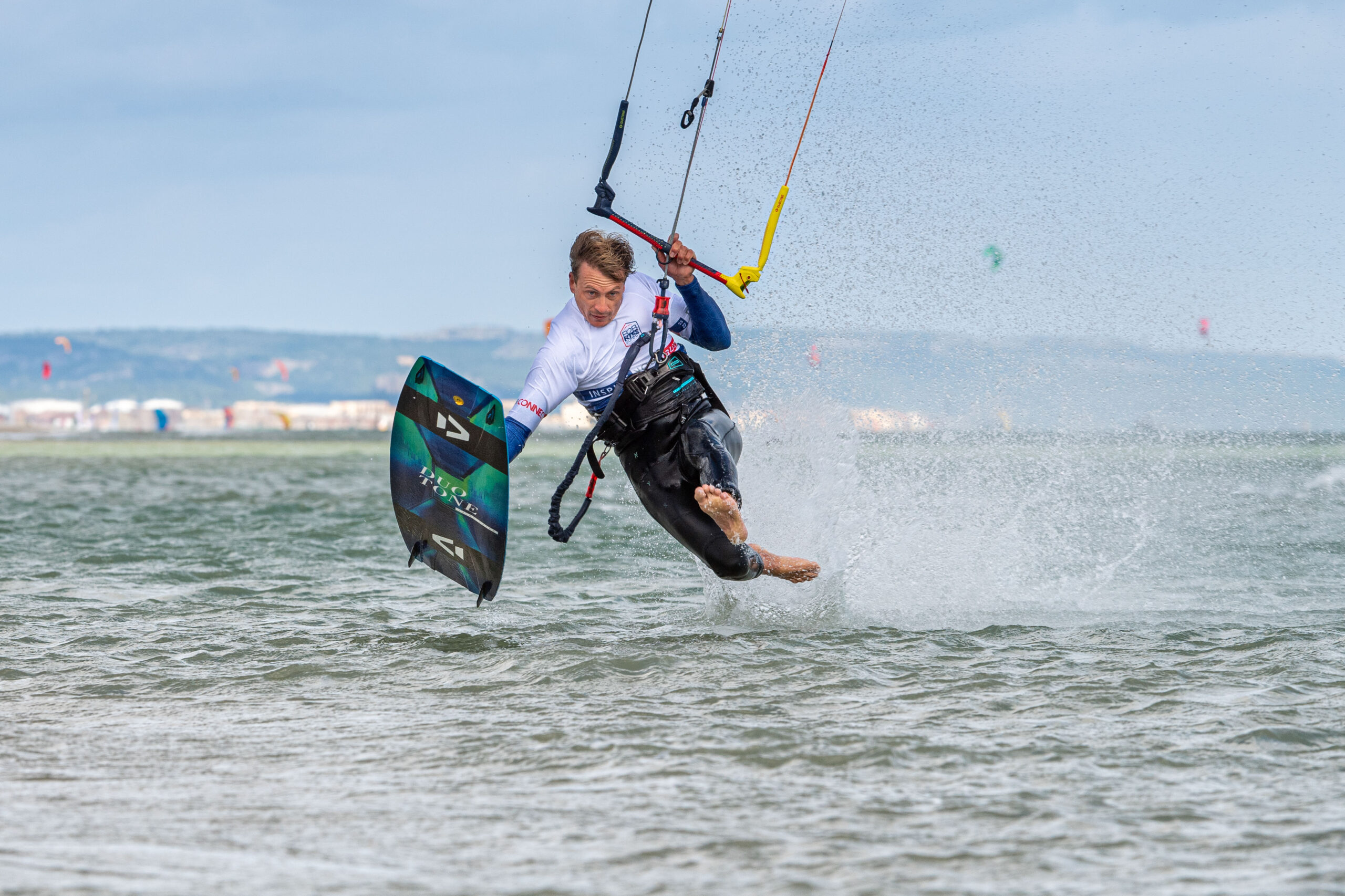 Kite & Connect