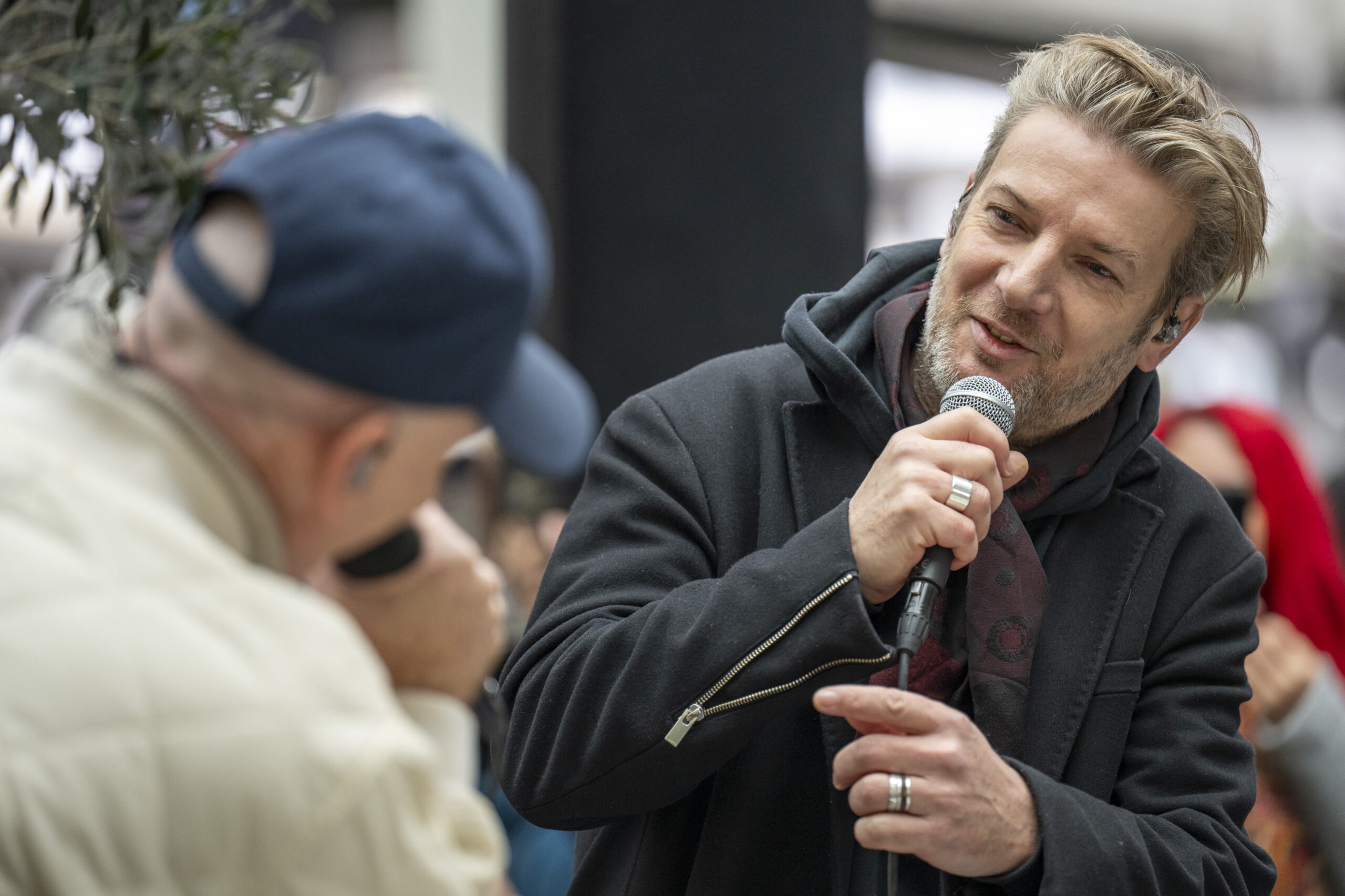 Clip Gaetan Roussel et Bertrand Belin - Gare de Lyon - Benoit Diacre - 12